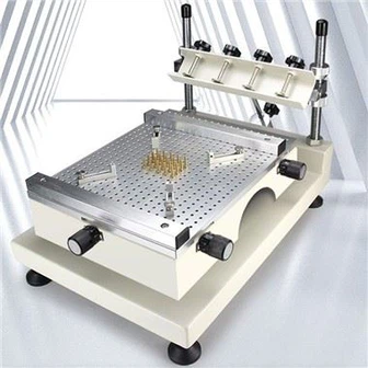 Macchina per la produzione di componenti elettronici SMT